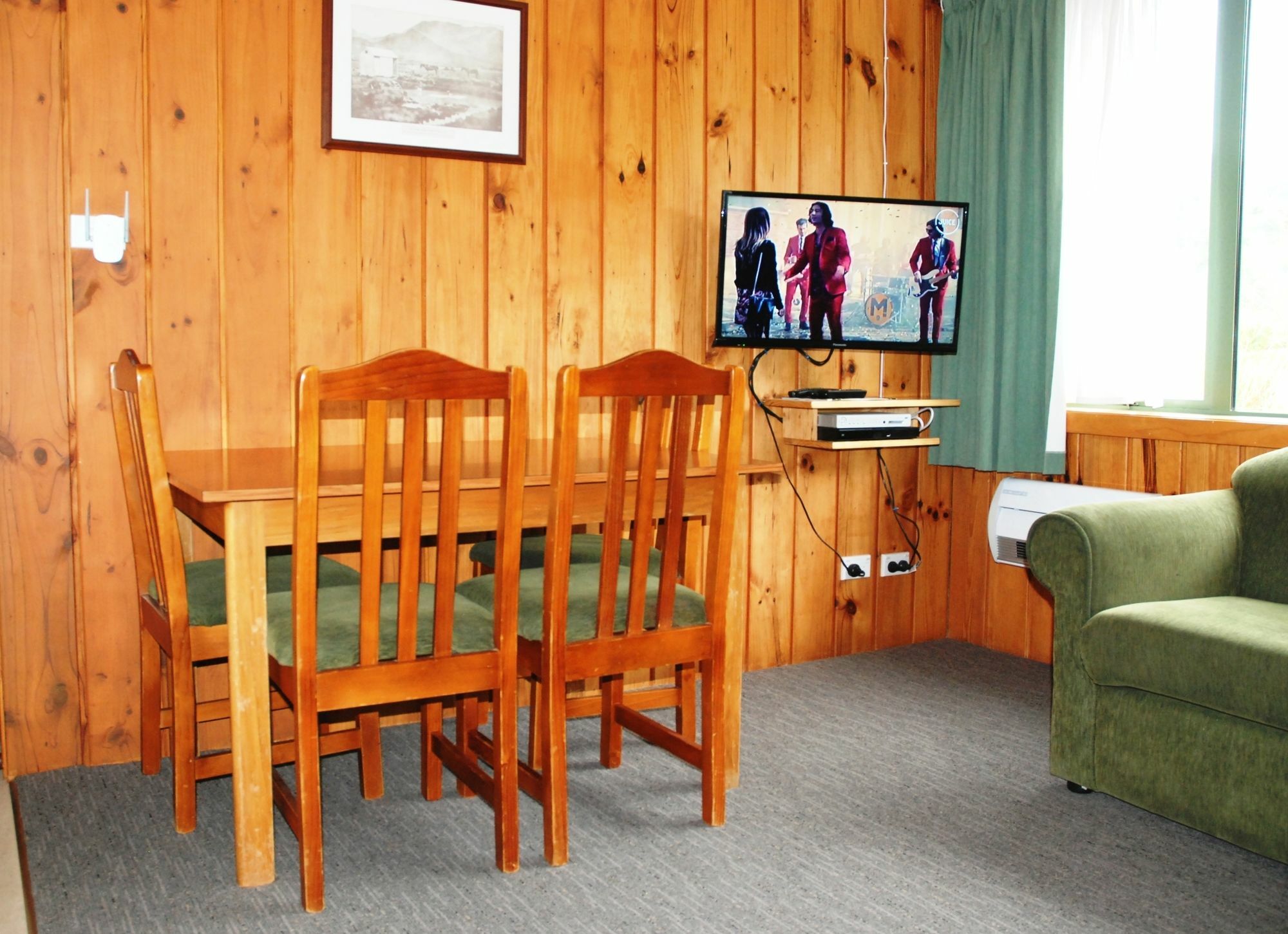 The Chalets Motel 핸머스프링스 외부 사진